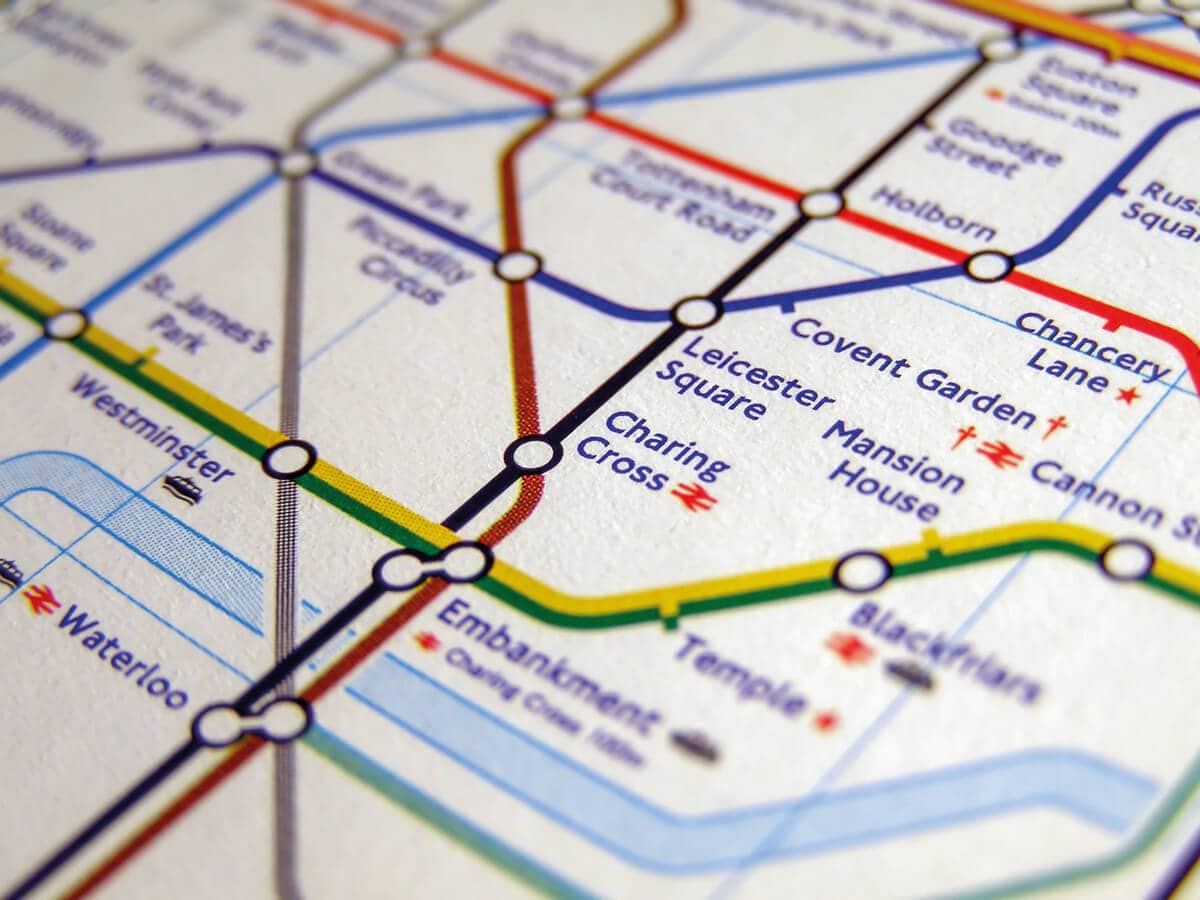 HOVÁ VEZET A METRÓTÉRKÉP?